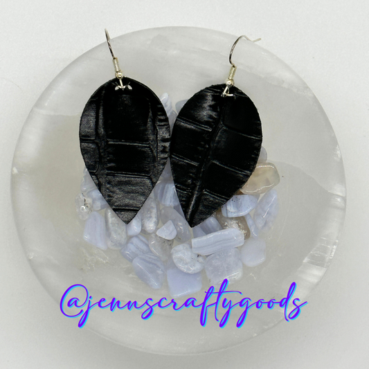 Black Pinched Reverse Tear Drop Earrings