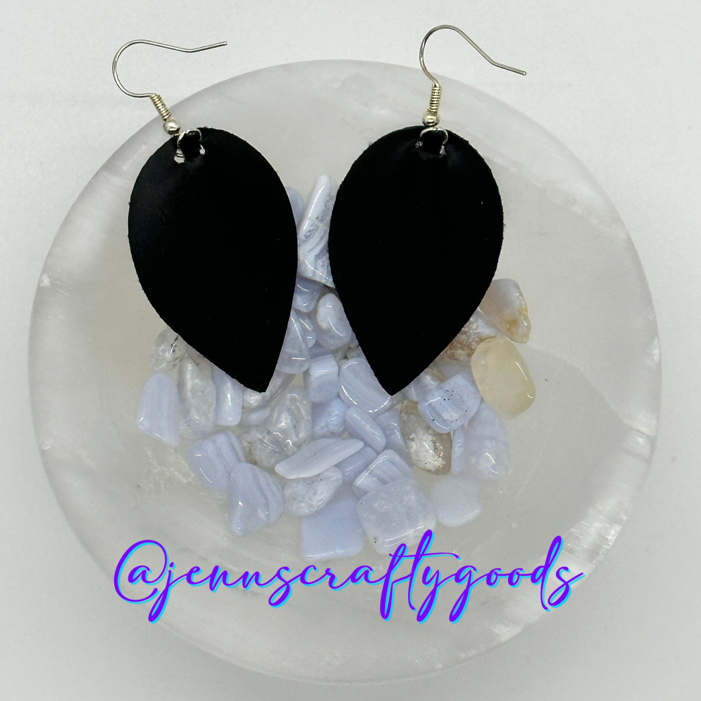 Black Pinched Reverse Tear Drop Earrings