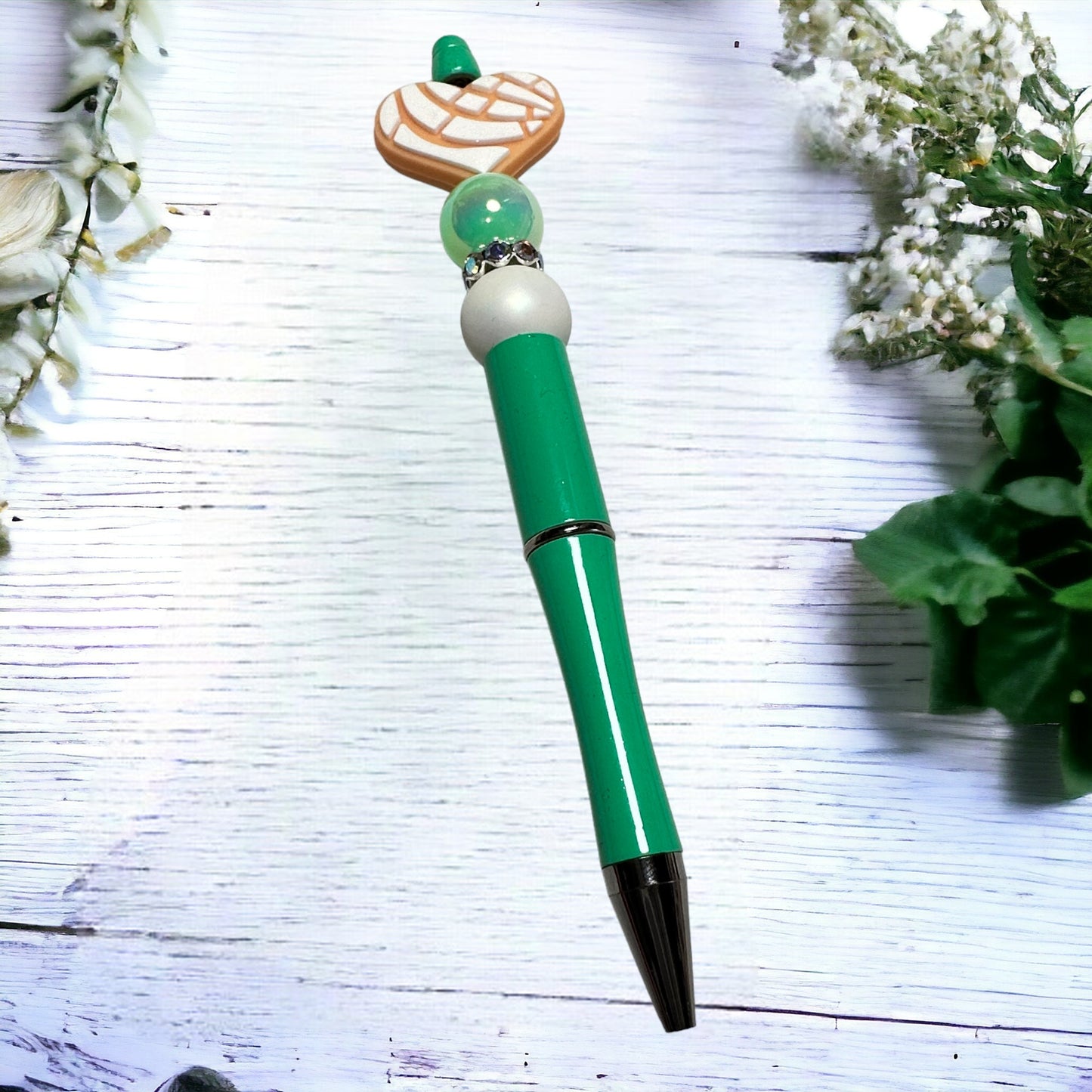 Concha Beaded Pen